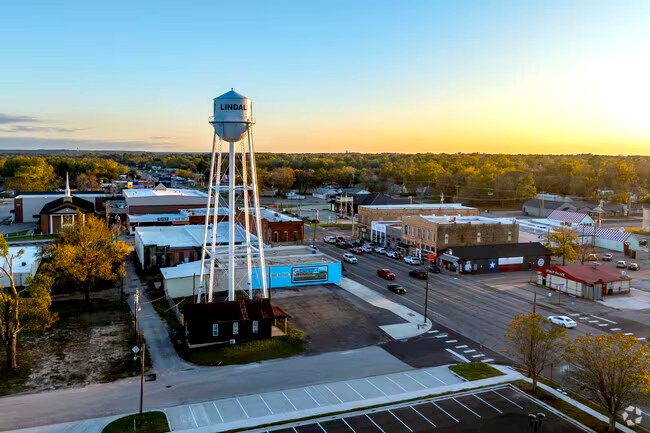 Lindale